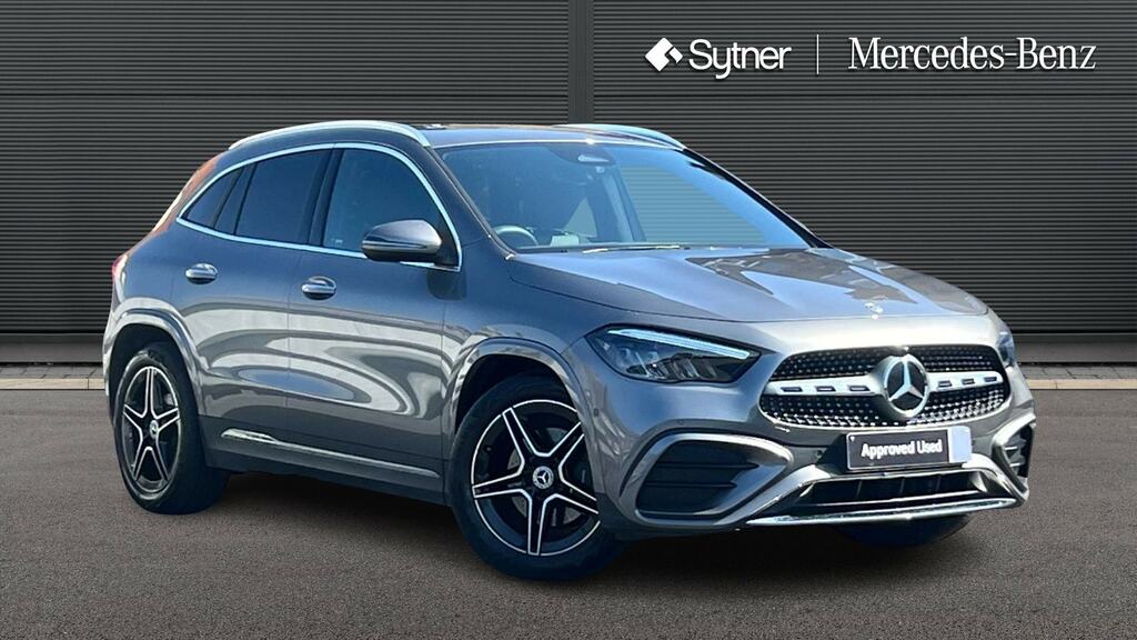 Mercedes-Benz GLA Class Gla 200 Amg Line Executive Grey