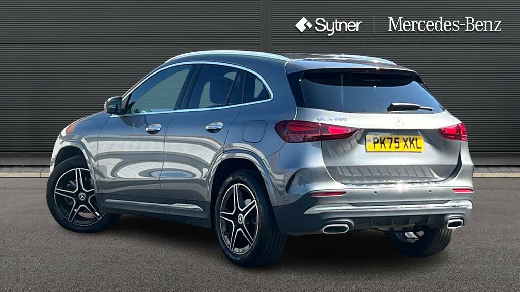 Mercedes-Benz GLA Class Gla 200 Amg Line Executive Grey #2