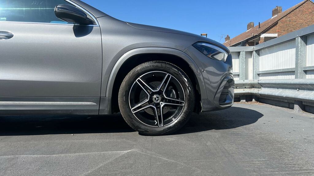 Mercedes-Benz GLA Class Gla 200 Amg Line Executive Grey #5