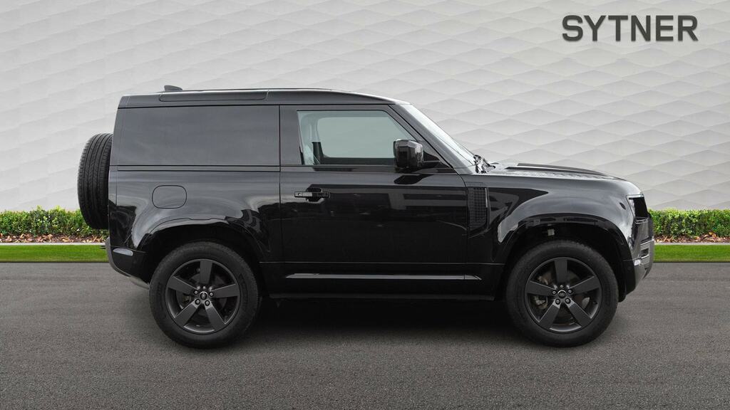 Land Rover Defender 90 3.0 D250 Hard Top X-dynamic Hse 3 Seat Black #4