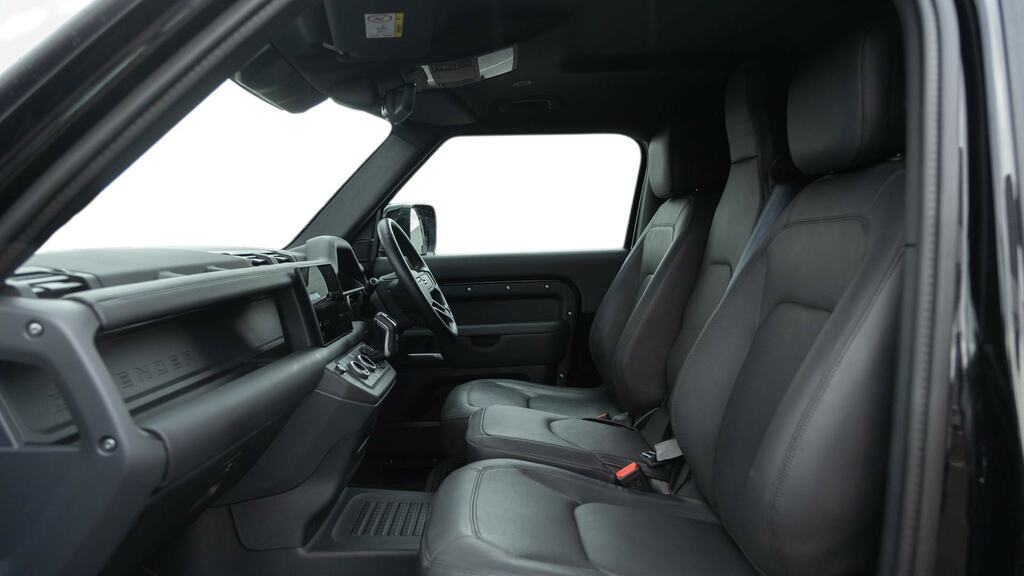 Land Rover Defender 90 3.0 D250 Hard Top X-dynamic Hse 3 Seat Black #3