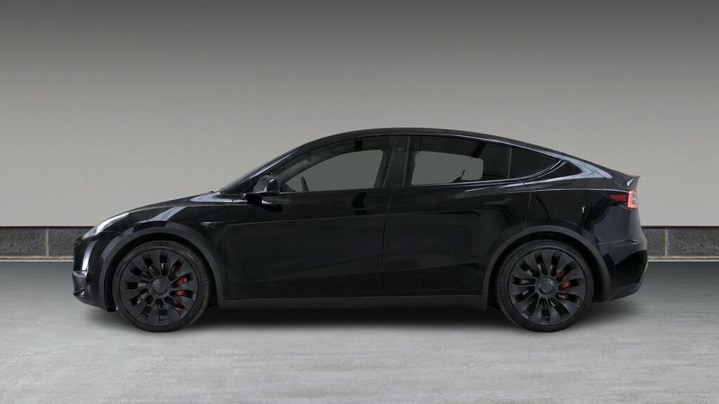 Tesla Model Y Performance Awd LB72JVY Black #6