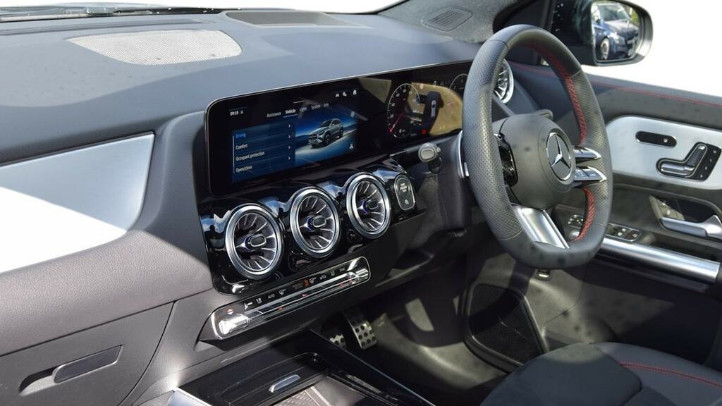 Mercedes-Benz GLA Class Gla 220D 4Matic Amg Line Premium Plus KR25ZYB Grey #4