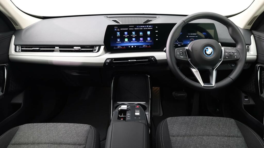 BMW iX1 150Kw Edrive20 Sport 65Kwh EA26WDT Black #4