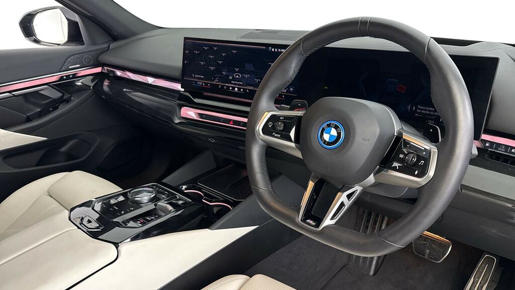 BMW 5 Series 530E M Sport YF75BZR Black #6