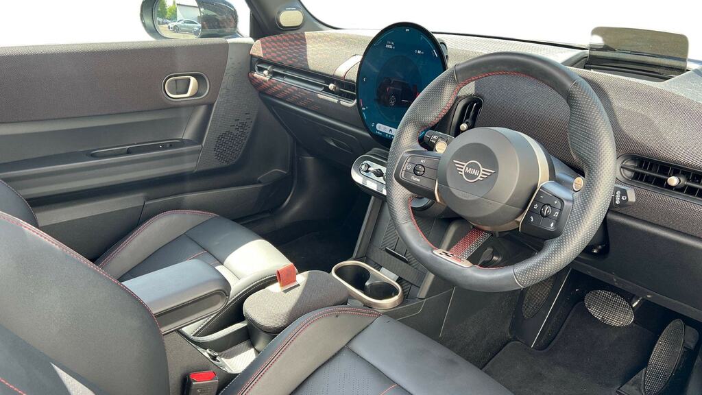 Mini Hatch 1.5 C Sport Level 3 YC74NCJ Black #6