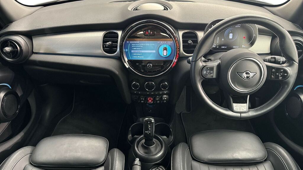 Mini Hatch 1.5 Cooper Exclusive Premium OV73DND Black #4