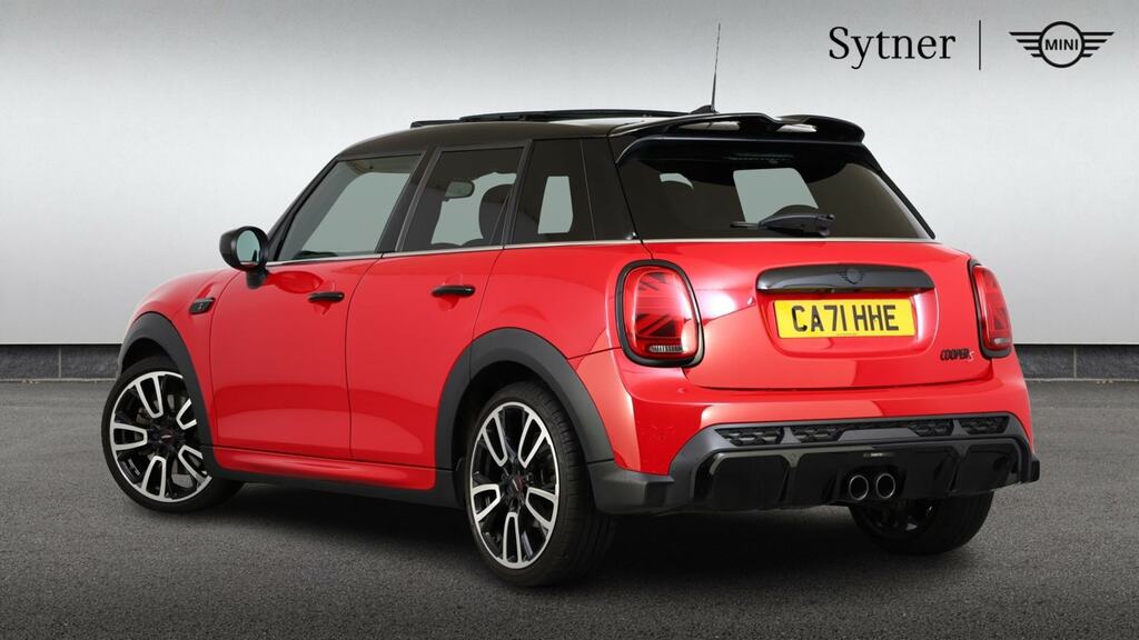 Mini Hatch 2.0 Cooper S Sport Comfortnav Pack CA71HHE Red #2