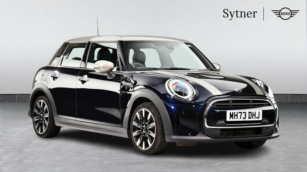 Mini Hatch 1.5 Cooper Exclusive Premium MH73DHJ Black