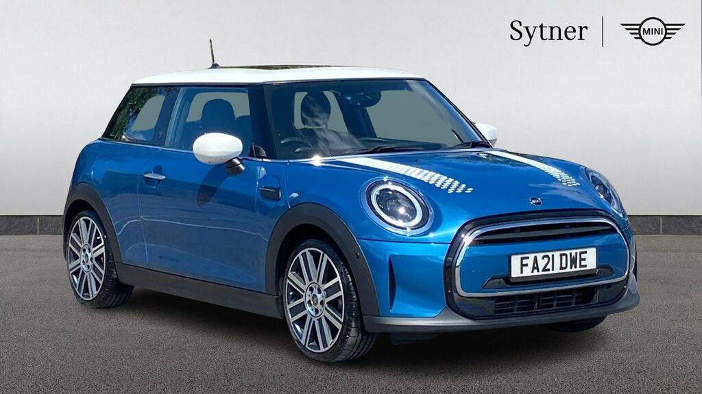 Mini Hatch 1.5 Cooper Exclusive Comfortnav Pck FA21DWE Blue