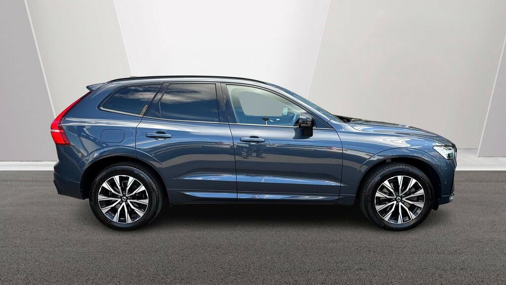 Volvo XC60 2.0 B5p Plus Dark Awd Geartronic CY73FPO Blue #3