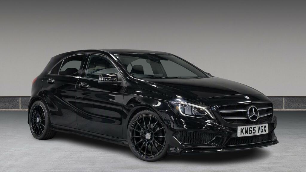 Mercedes-Benz B Class B200d Amg Line Premium Black