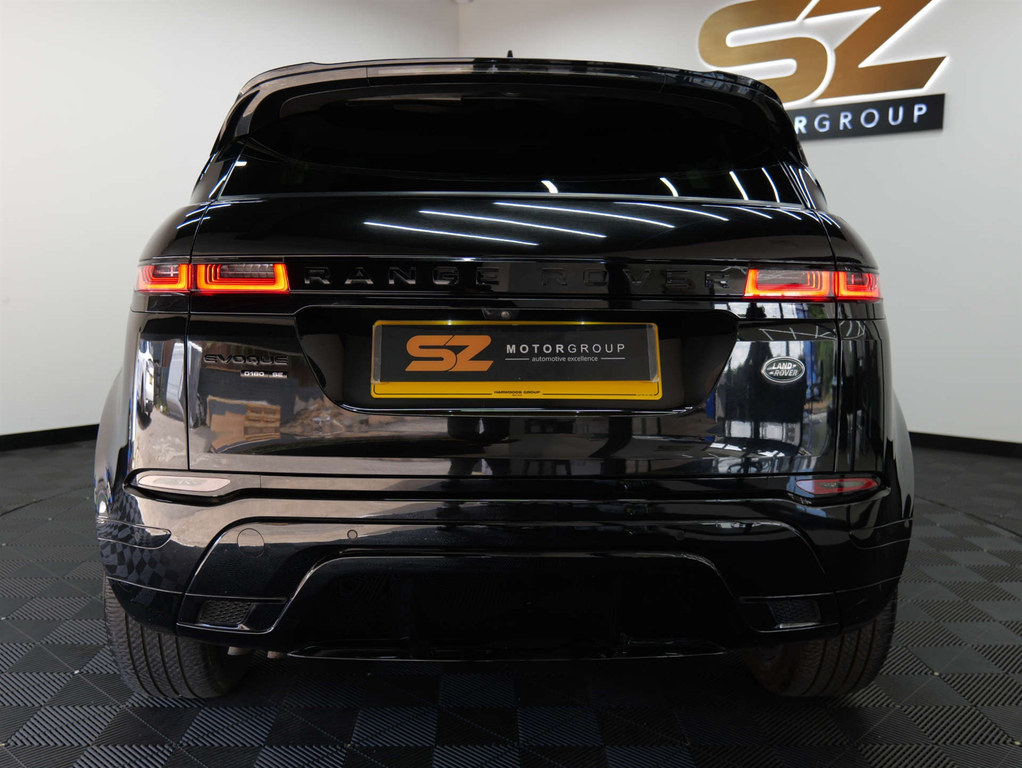 Land Rover Range Rover Evoque R-dynamic Se D 4Wd Black #3