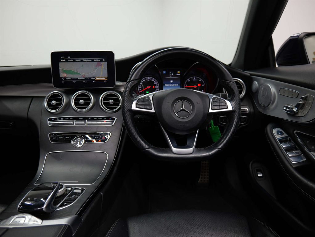 Mercedes-Benz C Class Amg Line Premium D #4