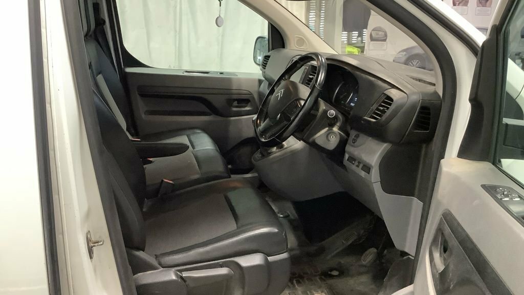 Citroen Dispatch 2L Driver M 6Dr White #6