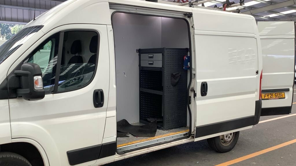 Peugeot Boxer 2L Professional White #4