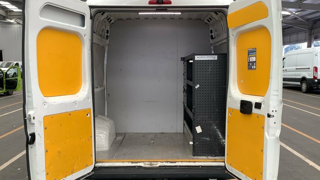 Peugeot Boxer 2L Professional White #3