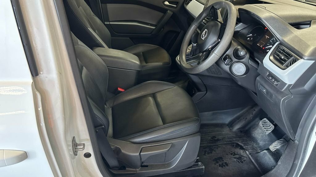 Nissan TOWNSTAR 45Kwh Tekna L1 6Dr 22Kw Obc Black #8