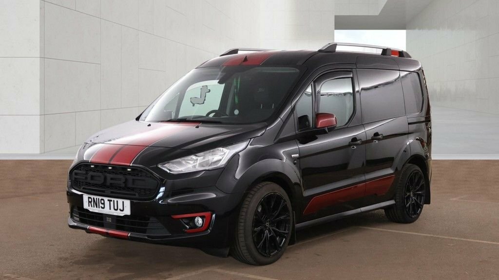 Ford Transit Connect 1.5L Limited Black