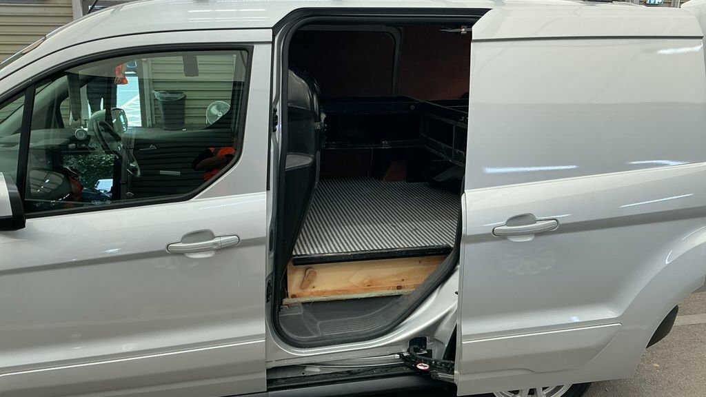 Ford Transit Connect 1.5L Limited MD19HCC Silver #6