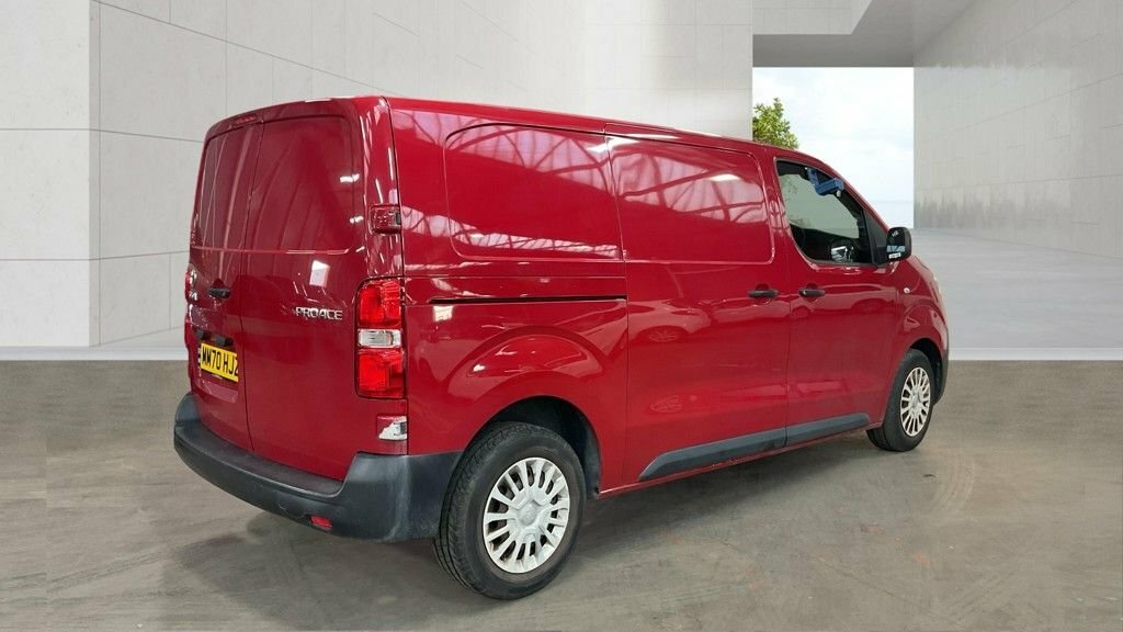 Toyota PROACE 2L Icon 6Dr Red #2