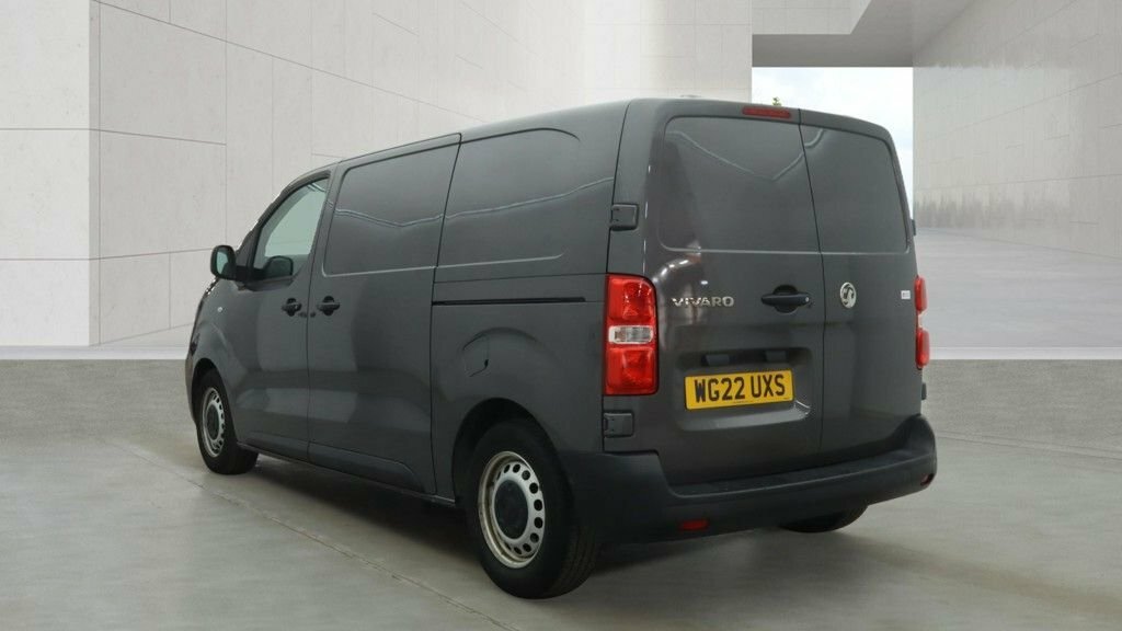 Vauxhall Vivaro 1.5L Dynamic 6Dr Grey #2