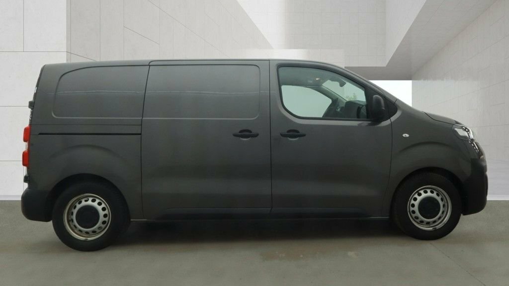 Vauxhall Vivaro 1.5L Dynamic 6Dr Grey #4