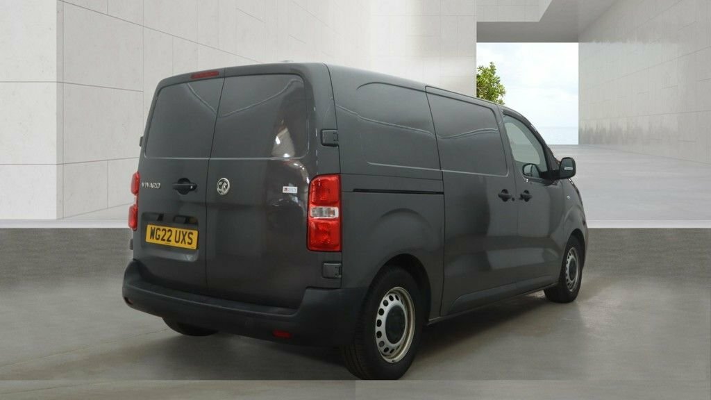Vauxhall Vivaro 1.5L Dynamic 6Dr Grey #3