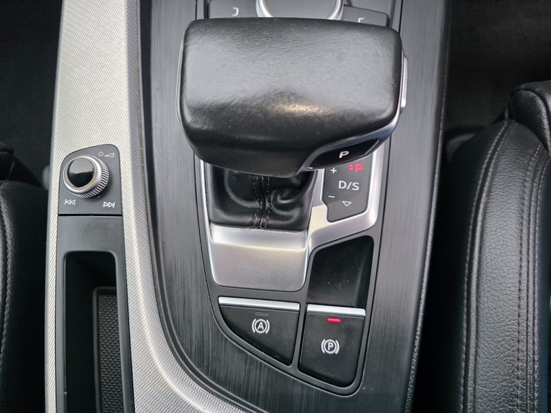 Audi A4 40 Tdi Quattro S Line S Tronic Estate Black #31