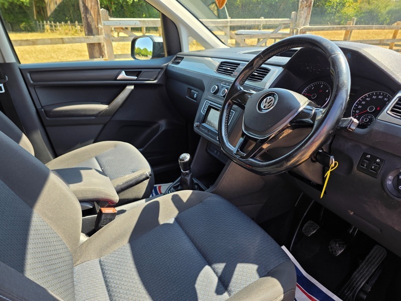 Volkswagen Caddy Life Life 2.0 Tdi Dsg Wheel Chair Accessible Vehicl Silver #15
