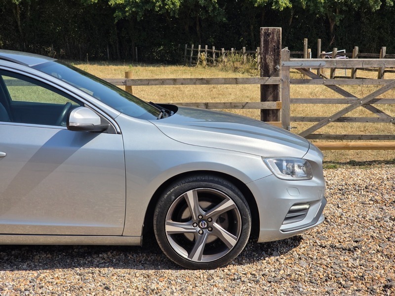 Volvo V60 D4 R-design Nav Silver #5