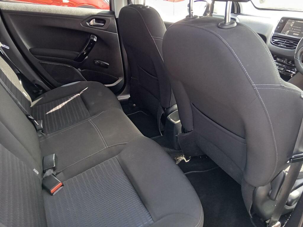 Peugeot 208 1.2 Vti Active Hatchback Euro 5 #28