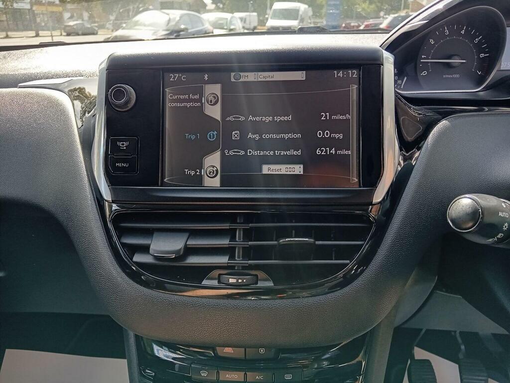Peugeot 208 1.2 Vti Active Hatchback Euro 5 #22