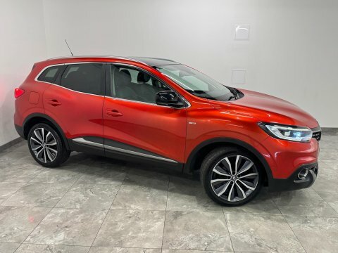 Renault Kadjar 1.5 Dci Signature Red #2