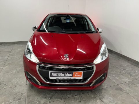 Peugeot 208 1.2 Puretech Allure Red #3