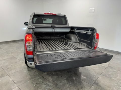 Nissan Navara 2.3 Dci Tekna Pickup Double Cab 4W Grey #9