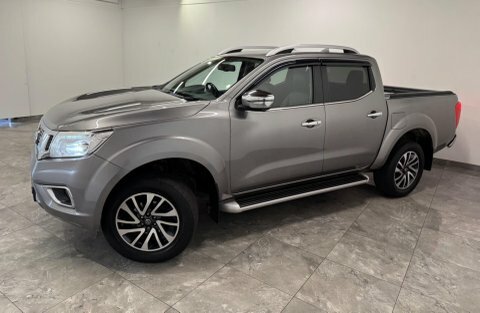 Nissan Navara 2.3 Dci Tekna Grey #4