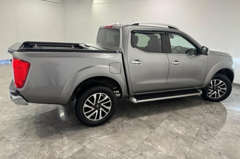 Nissan Navara 2.3 Dci Tekna Pickup Double Cab 4W Grey #8