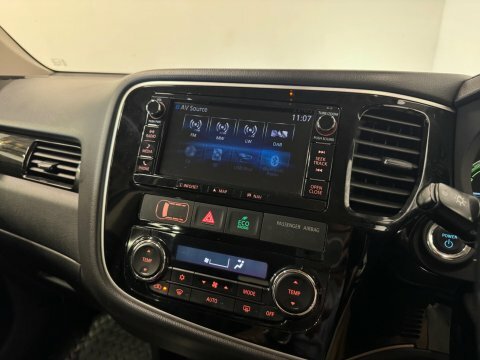 Mitsubishi Outlander 2.0H 12Kwh Gx4h Cvt 4Wd Euro 5 Ss Black #20