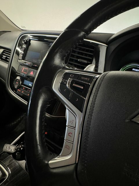 Mitsubishi Outlander 2.0H 12Kwh Gx4h Cvt 4Wd Euro 5 Ss Black #25