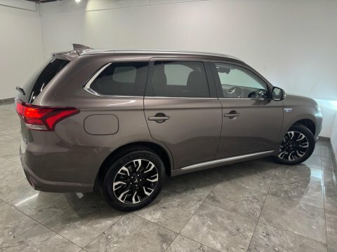 Mitsubishi Outlander 2.0H 12Kwh Gx4h Cvt 4Wd Euro 5 Ss Black #8
