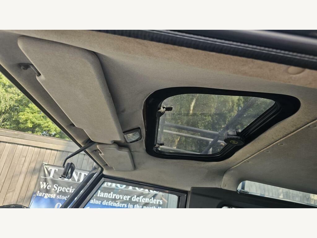 Land Rover Defender 90 2.5 90 Hard-top Td5 120 Bhp Blue #27