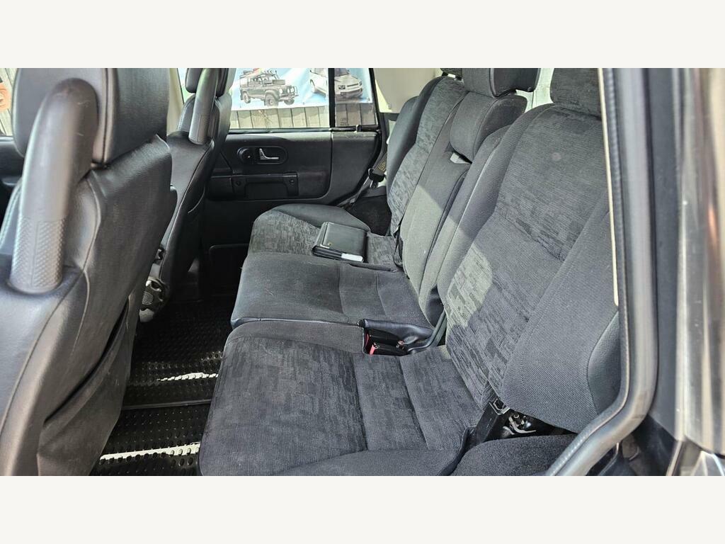 Land Rover Discovery Suv 2.5 Td5 Gs 2003 Silver #17