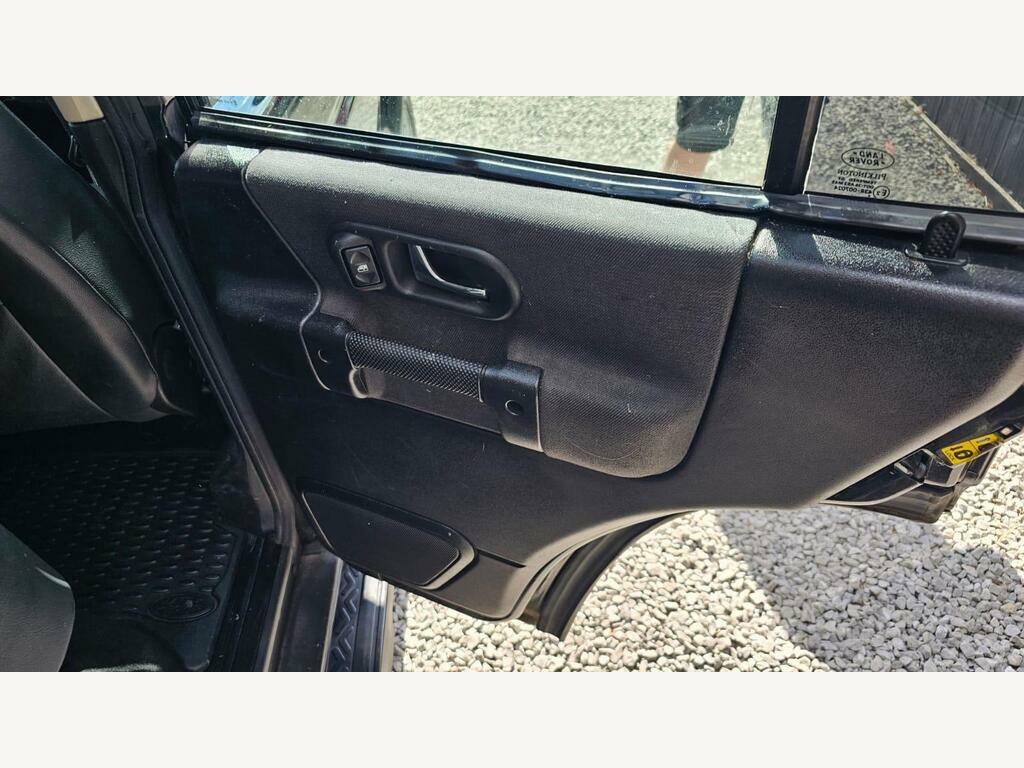 Land Rover Discovery Suv 2.5 Td5 Gs 2003 Silver #41