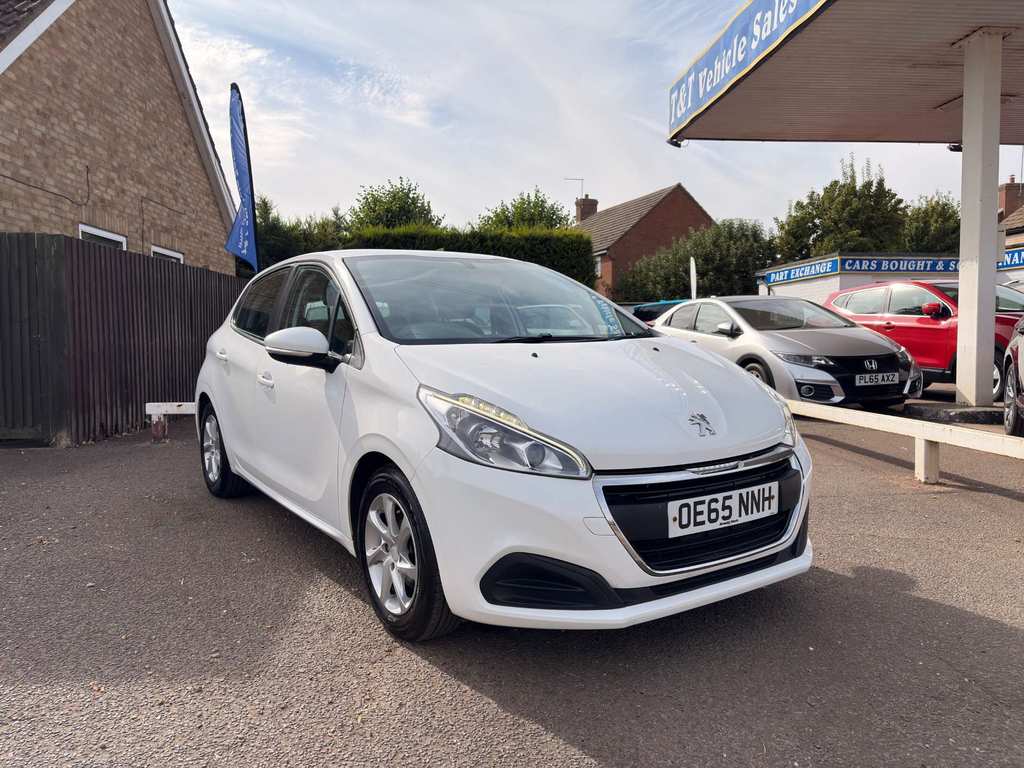 Peugeot 208 Active #2