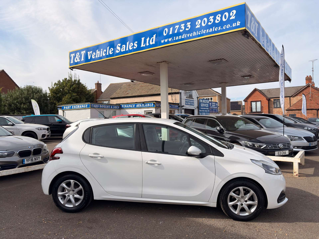 Peugeot 208 Active #5