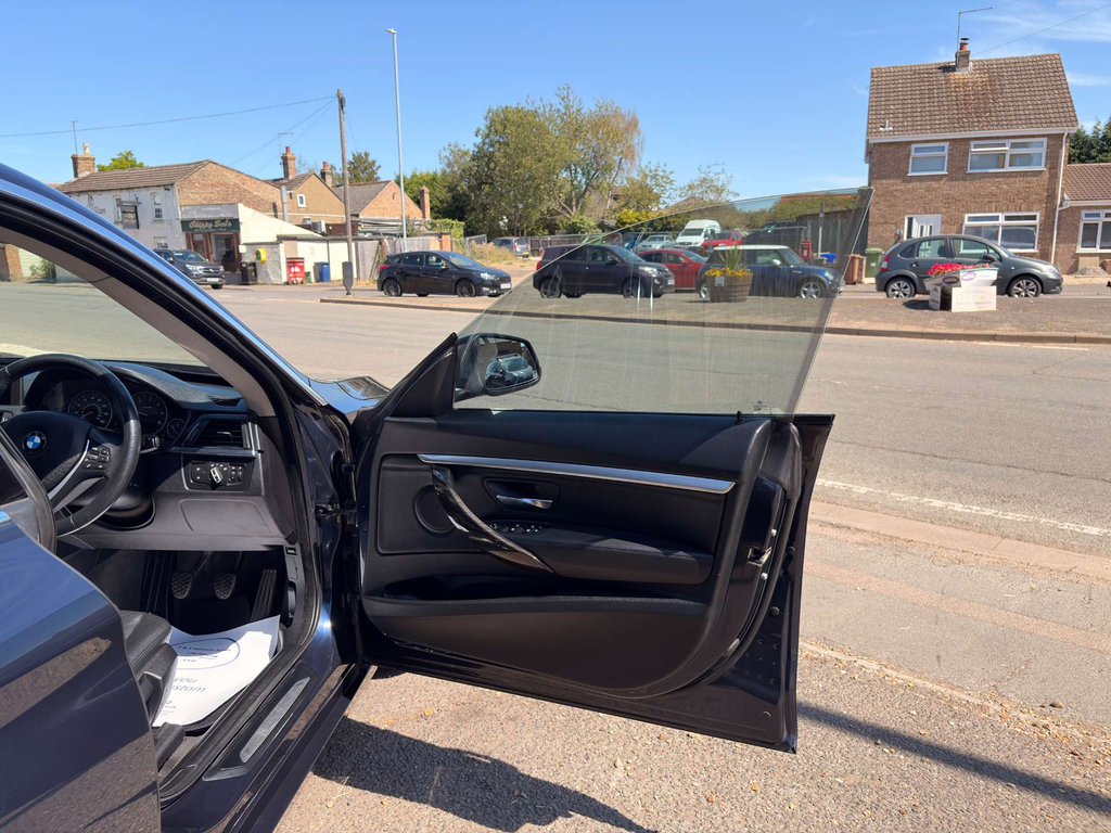 BMW 3 Series 2.0 320D M Sport Touring Euro 5 Ss Blue #22
