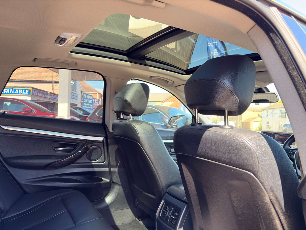 BMW 3 Series 2.0 320D M Sport Touring Euro 5 Ss Blue #41