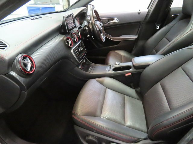 Mercedes-Benz A Class 1.5 A180 Cdi Amg Sport Euro 5 Ss Black #10