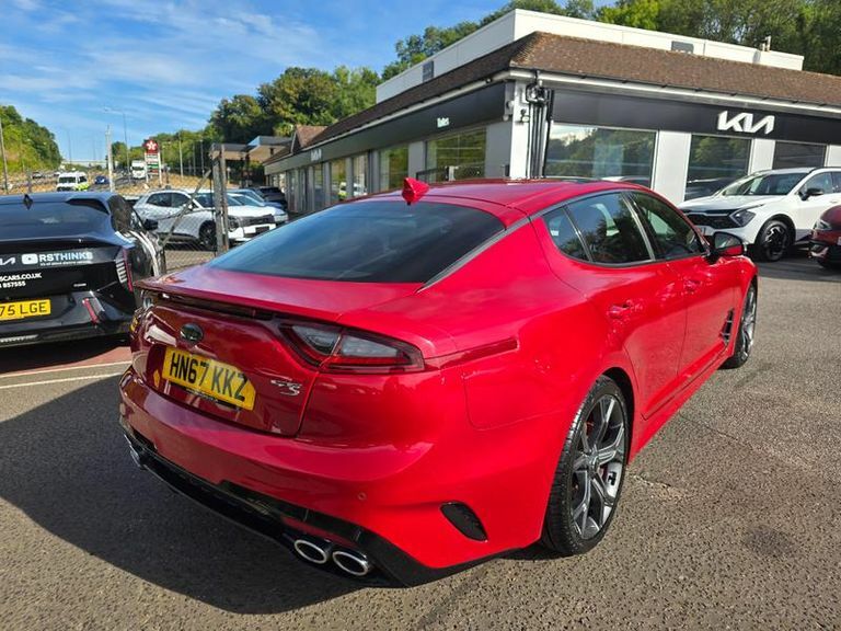 Kia Stinger 3.3 T-gdi Gt S Red #3